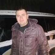 Эдвард Микянец on My World.